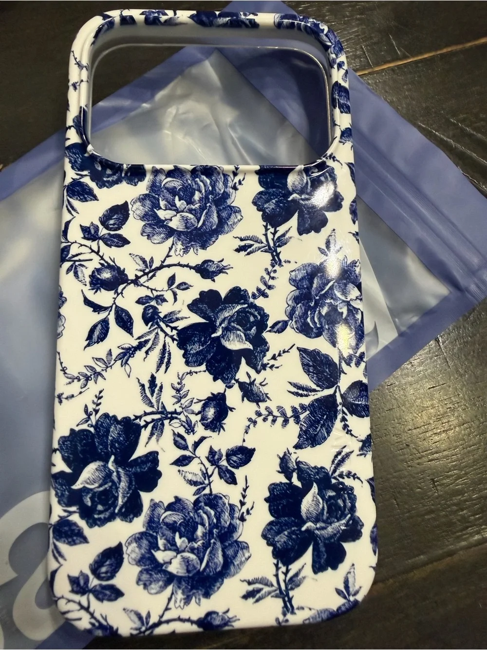 Caseen Navy Floral Protective Phone Case - White & Navy